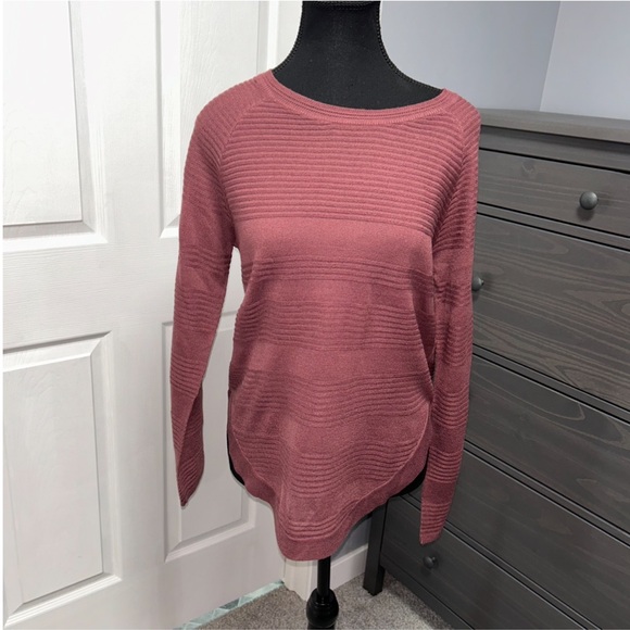 Only Top - Picture 1 of 5